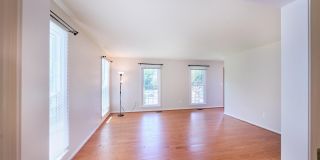 8508 SILVERDALE Road Gallery 10