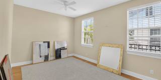 1054 E Heritage Club Circle Gallery 21
