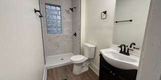 977 Miller Avenue Gallery 14