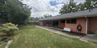 710 NW Midland Ave Gallery 14