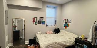 Charming 5 Bedroom- No Broker Fee Gallery 3