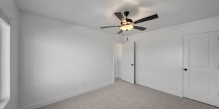 Newly Built 4 Bedroom Townhome! Gallery 31