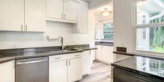 Charming two bedroom two bathroom cottage in North St. Petersburg Fully Updated. Charming two bedroom two bathroom cottage in North St. Petersburg Fully Updated. Gallery 18