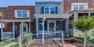 Trinidad Rowhome | 2 Bed | 1 Bath | 800 Sf | Large Fenced-In Front Porch & Fenced-in Backyard | 2 Parking Spaces Gallery 8