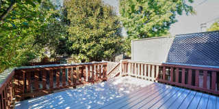 Spacious 2 Bed / 2 Bath Home Between Old Town & Potomac Yard – Private Yard & Deck! Gallery 17