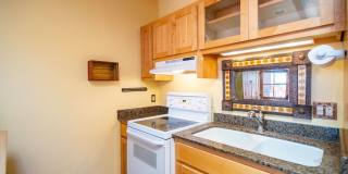 Downtown Private Condo Available Now! Gallery 6