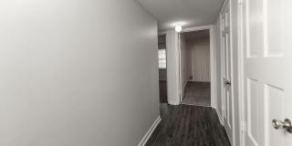Colonial Apartments Gallery 61