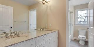 582 Green Valley Road Gallery 17
