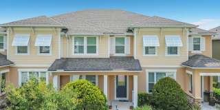 Beautiful 3-Bedroom Townhome with Private Balcony in Guard-Gated Tapestry Gallery 1