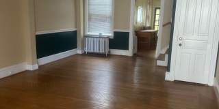 West Chester Historic Townhome - 4 bedrooms, 1 bath Gallery 4