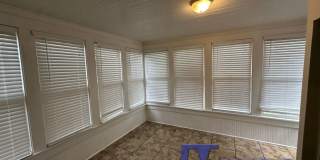 2 bedroom 1 bath house in Highland! Gallery 8