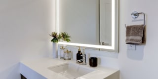 The Banks Gallery 13