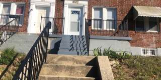 3 bedroom 1.5 bathroom in Baltimore Voucher Accepted Gallery 1