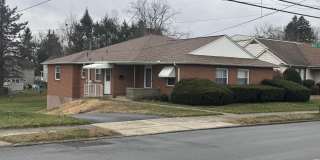 152 Drakes Lane Gallery 1