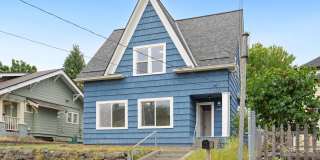 Spacious 4BR Turn-of-the-Century Charmer in the Heart of Bremerton! Gallery 1