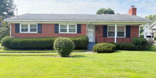 Miraculous 3 Bedroom And 2.5 Bath House!! Gallery 1