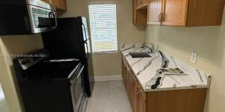 2301 Northeast 6th Avenue Gallery 1