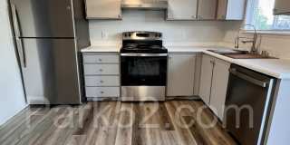 Remodeled 2 Bedroom 1 Bathroom Upper Level Apartment Gallery 1