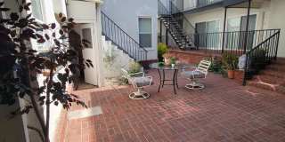 487 N Roxbury Dr Gallery 21