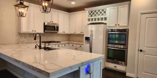 Beautifully renovated, cul-de-sac, Mesa Park adjacent home in Summerlin. Gallery 24