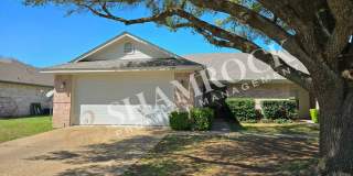 Duplex near Hewitt Park Gallery 1