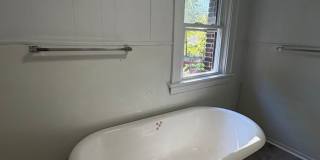 Four bedroom two bathroom home for rent Gallery 15