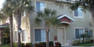 BEAUTIFUL TOWNHOME IN GATED COMMUNITY Gallery 8