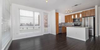 Radius Uptown Apartments Gallery 21