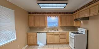 2 Bed 1.5 Bath 1 Car Garage in Henderson Hills Addition Edmond, OK 2 Bed 1.5 Bath 1 Car Garage in Henderson Hills Addition Edmond, OK Gallery 17