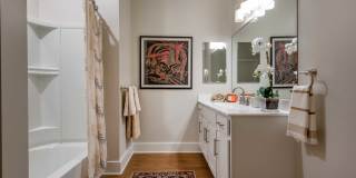 Addison Row Gallery 16