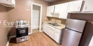 1412 Woodward Road Gallery 2
