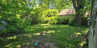 Great location 3 bed 1 bath with appliances! Gallery 4