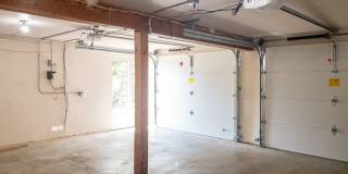 4BR/2.5BA 3,274sqft! STUNNING GG VIEWS!!! Yard! Spa! 4 Car Parking! Pet! PROGRESSIVE Gallery 41