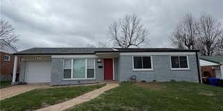 1119 NORTH MCNIGHT ROAD | UNIVERSITY CITY 63132 Gallery 1