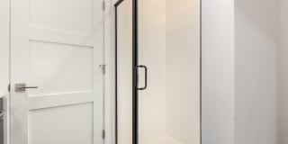 2063 E Lemon Street Gallery 21
