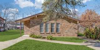 453 Wilshire Avenue Gallery 1