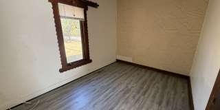 3 Bedroom- Walking distance to Mud Lake Gallery 1