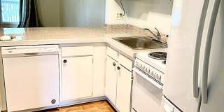 Resort-Style Waterfront Living in Fairfield Harbour! * Beautiful 1BR Condo in Marina Community! Gallery 3