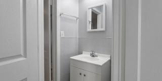 352 Adams Street Gallery 19