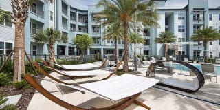 Aurora on the Trail - Apartments & Townhomes Gallery 3