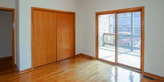 2719-23 N Wayne Gallery 13