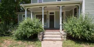 504 W Mountain Gallery 17