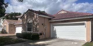 4820 SW 152nd Way 4820 SW 152nd Way Gallery 1