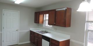 3881 Crest Drive Gallery 6