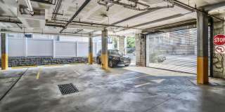 140 AVENUE B Gallery 18