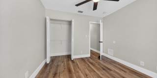351 NW 8th Avenue Gallery 24