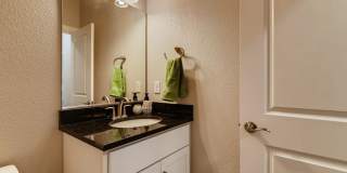 Beautiful 2 Bed 2 1/2 Bath Townhome in Fort Collins! Gallery 26