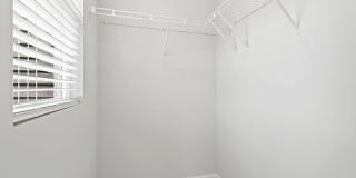 Just Listed! Beautiful 3BR/3.5BA Townhome + $500 Off First Month's Rent Gallery 21