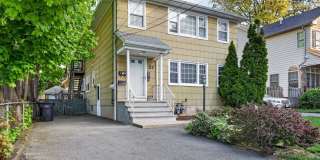 Charming 2BR Apartment in Metuchen Gallery 1