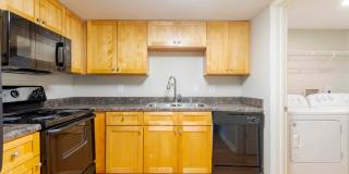 865 Bellevue Gallery 38